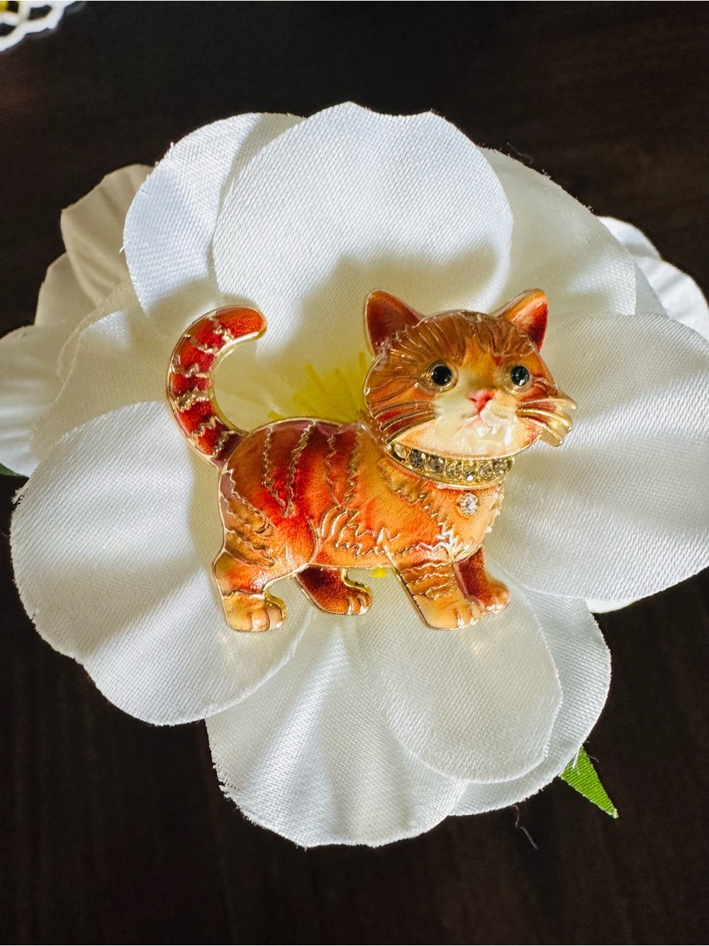 Orange Cat Brooch Pin with Rhinestone Collar 1.5” x 1.5”